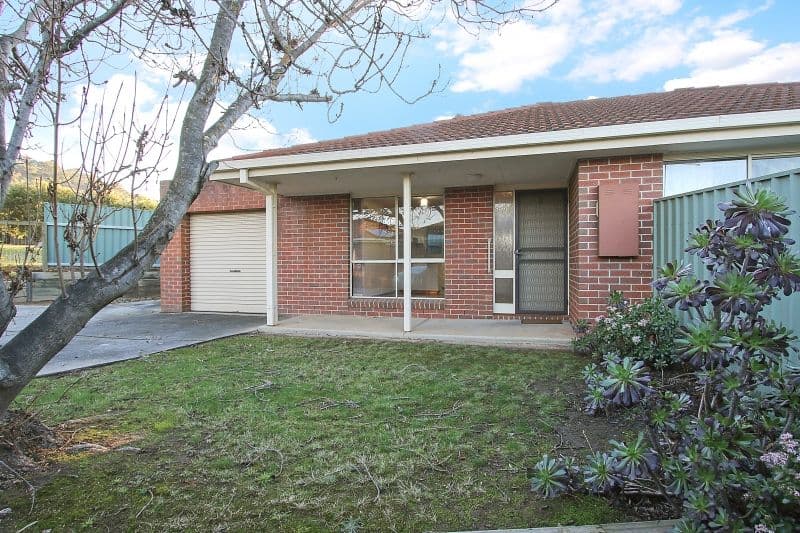 9 Scullin Court, West Wodonga VIC 3690, West Wodonga - Image 1