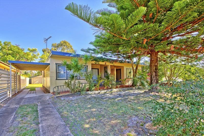 5 Dwyer Avenue, WOY WOY NSW 2256, Woy Woy - Image 1