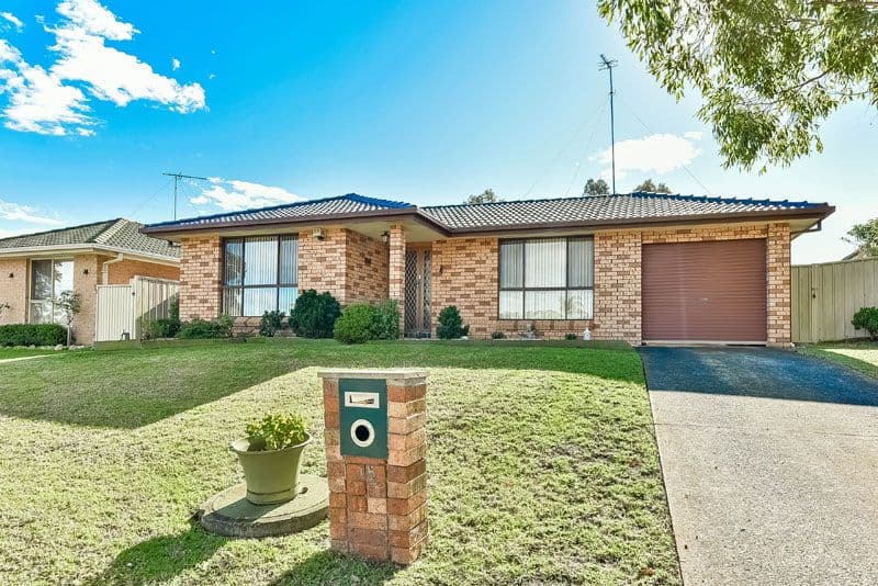 15 Beyer Place, Currans Hill - Image 1