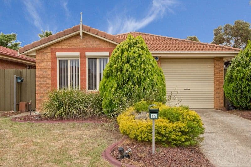 19 Clapton Drive, PARALOWIE SA 5108, Paralowie - Image 1