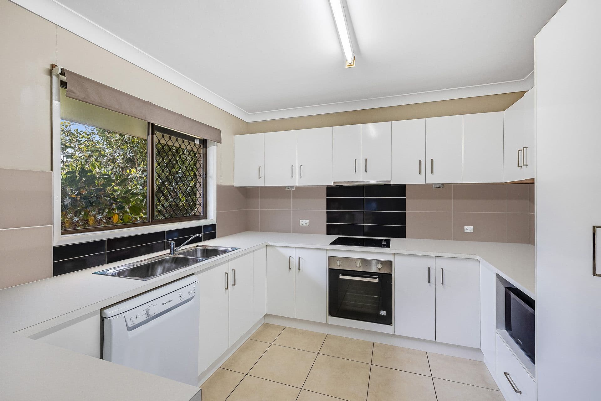 316 Hume Street, Centenary Heights QLD 4350, Centenary Heights - Image 1