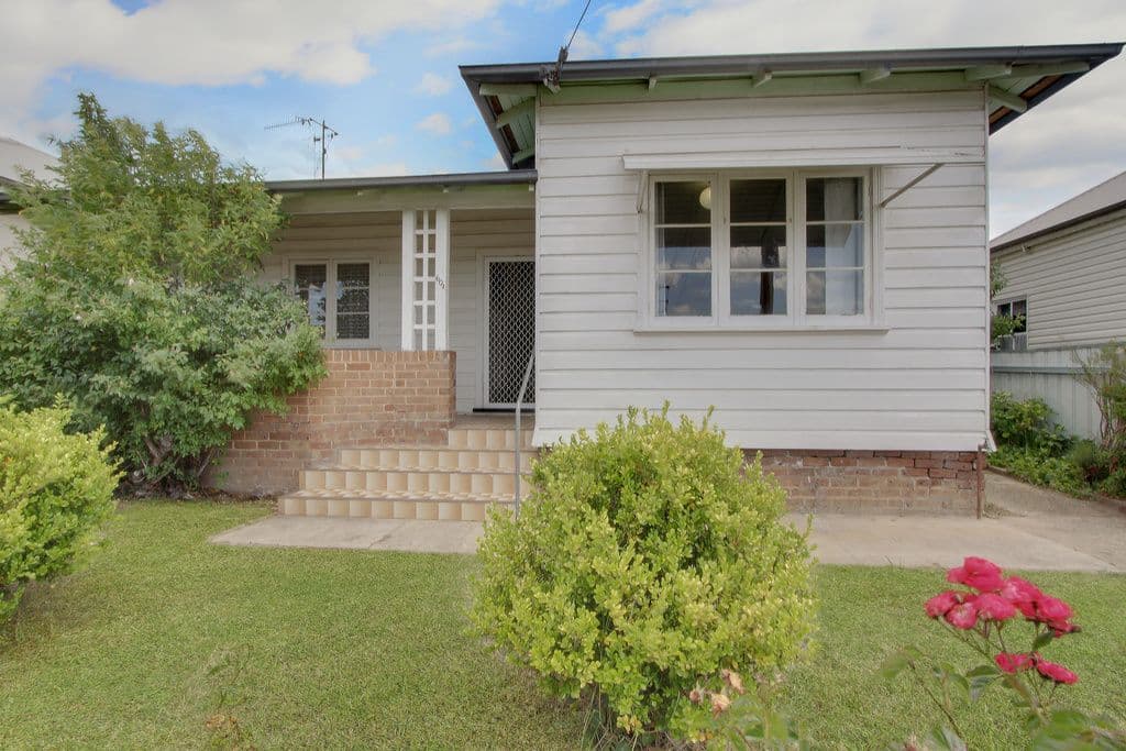 60 Kinghorne Street, Goulburn - Image 1