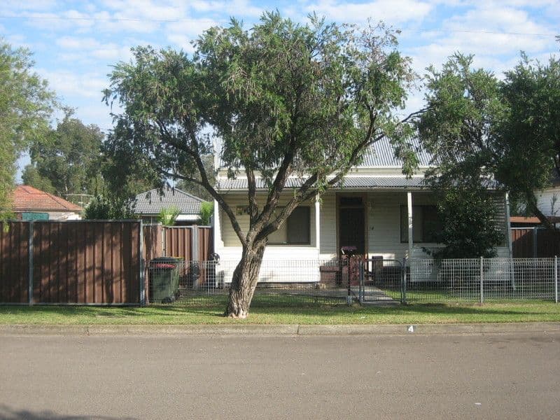 4 O'Neill Street, GRANVILLE NSW 2142, Granville - Image 1