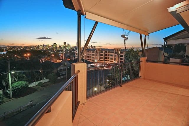 16 Norman Crescent, NORMAN PARK QLD 4170, Norman Park - Image 1
