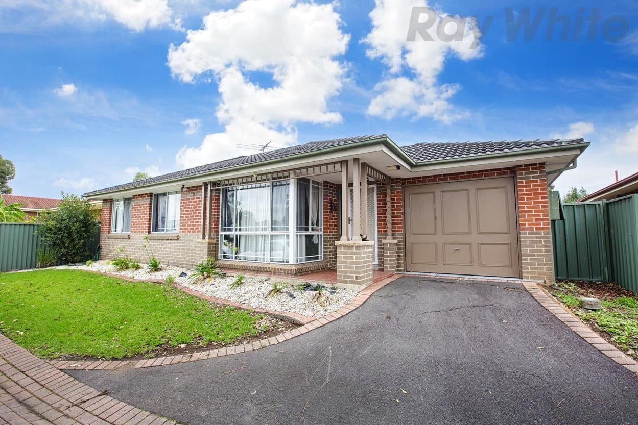 14 Tamworth Crescent, Hoxton Park - Image 1