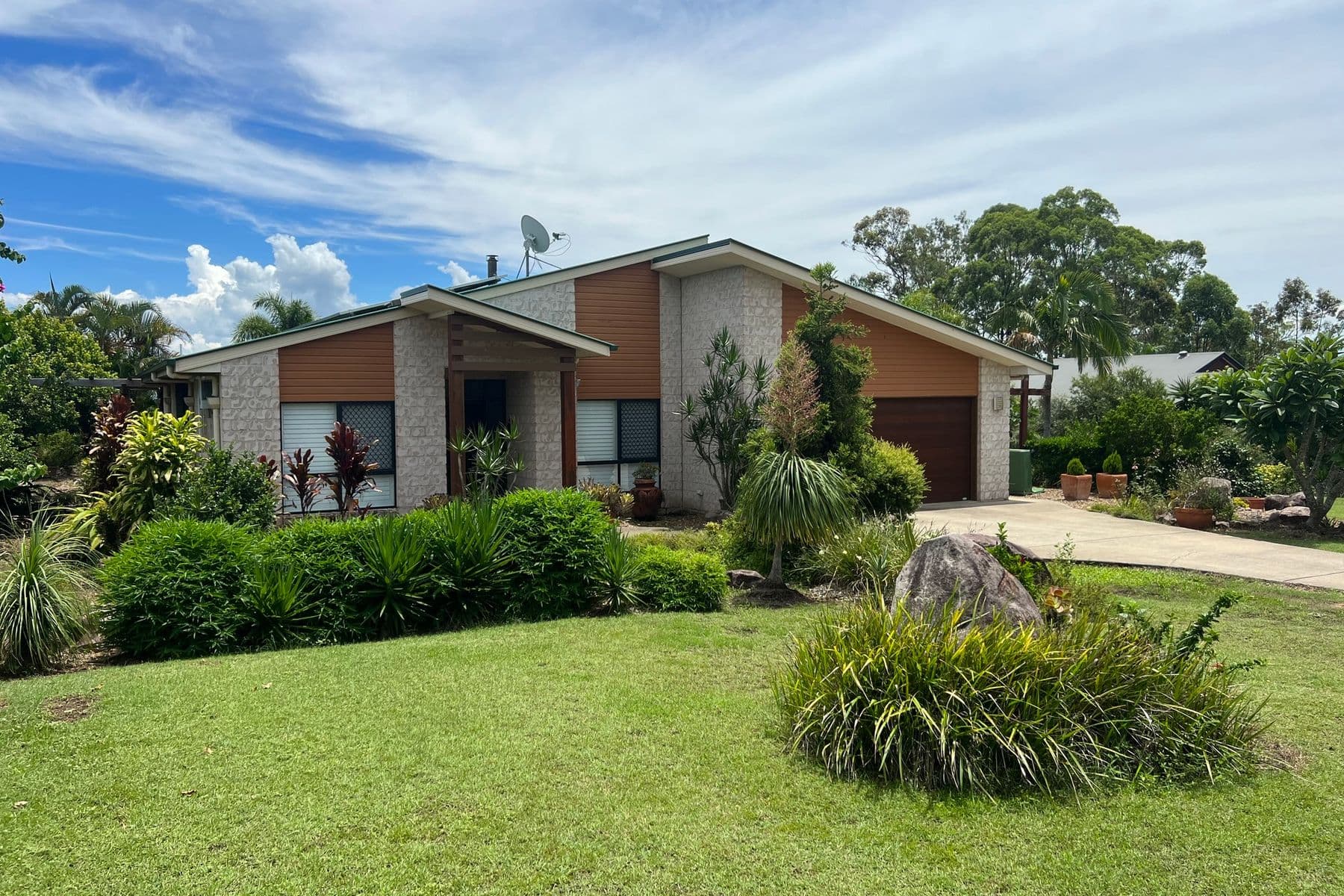 111-113 Tullamore Way, Gleneagle QLD 4285, Gleneagle - Image 1