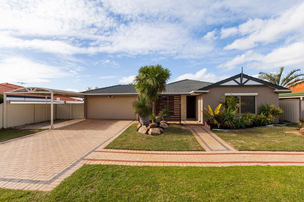 10 Prevelly Circle, WAIKIKI WA 6169, Waikiki - Image 1