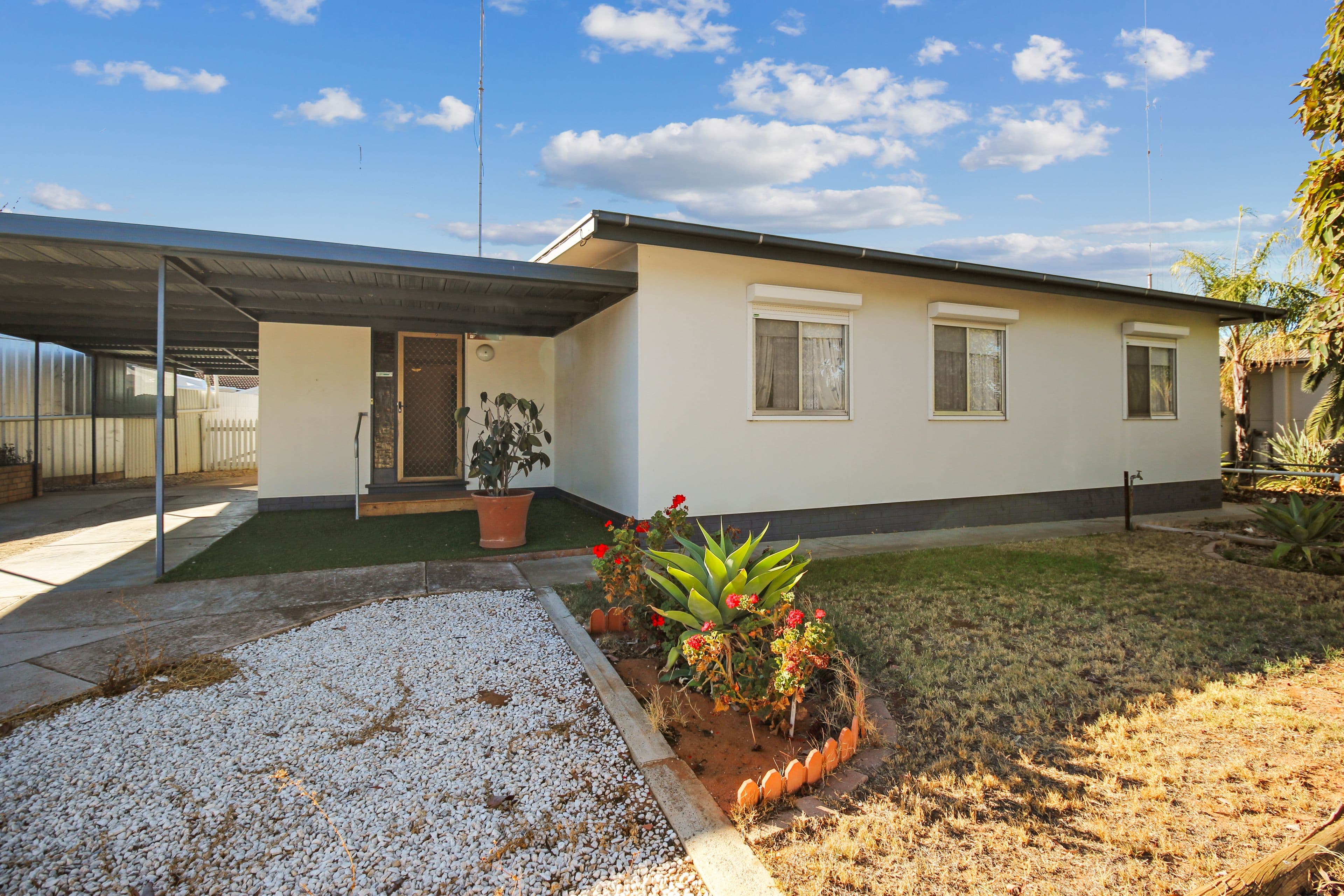 3 Jacobs Street, Waikerie SA 5330, Waikerie - Image 1