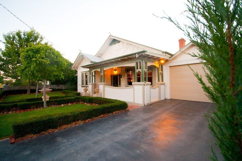 87 Mitchell Street, ECHUCA VIC 3564, Echuca - Image 1