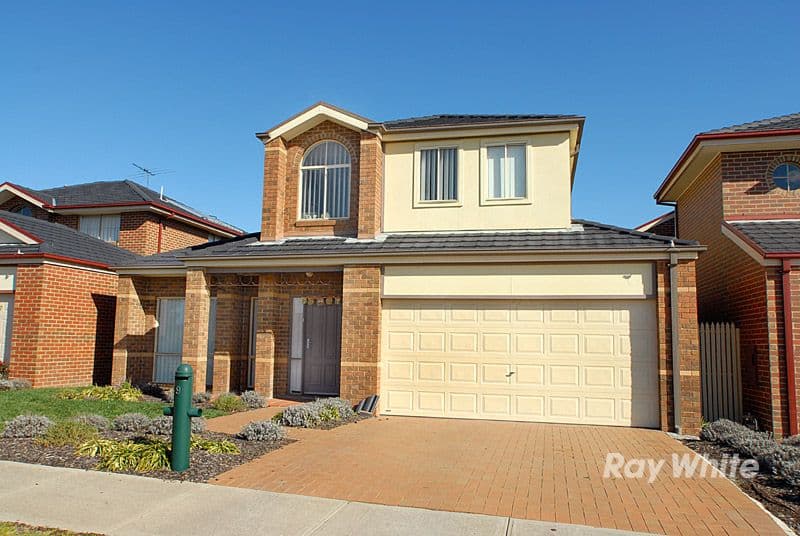 9 Majestic Boulevard, CRANBOURNE VIC 3977, Cranbourne - Image 1