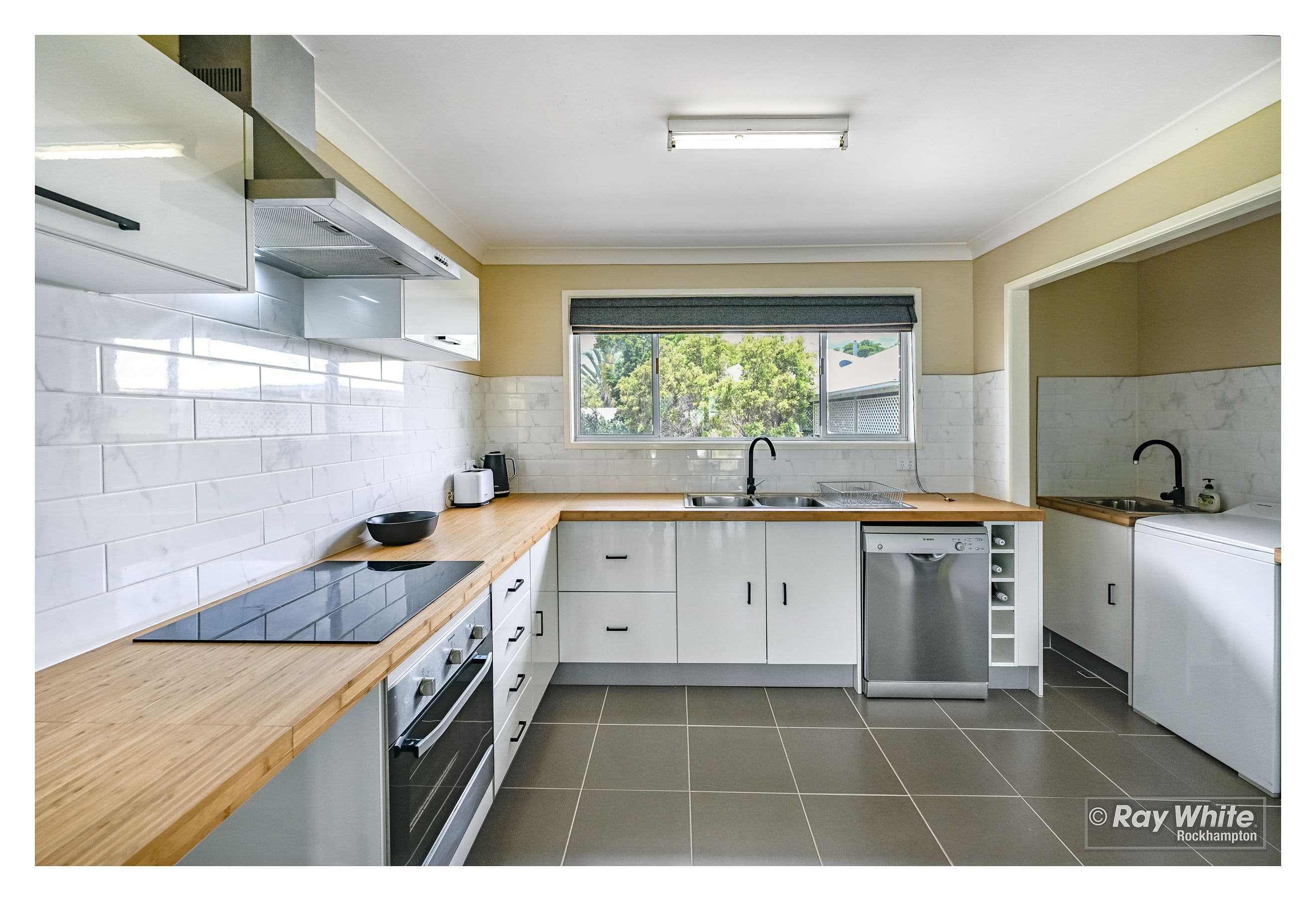31 West Street, The Range QLD 4700, The Range - Image 1