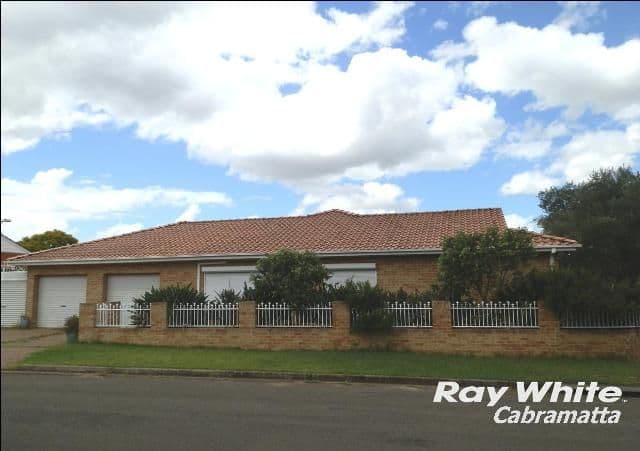 7 Hayman Street, Hinchinbrook NSW 2168, Hinchinbrook - Image 1