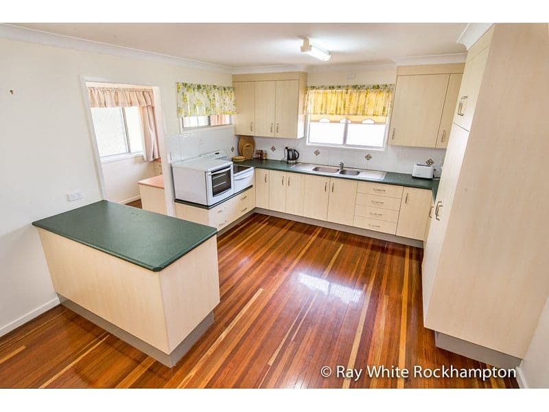 3 Standish Street, Norman Gardens QLD 4701, Norman Gardens - Image 1