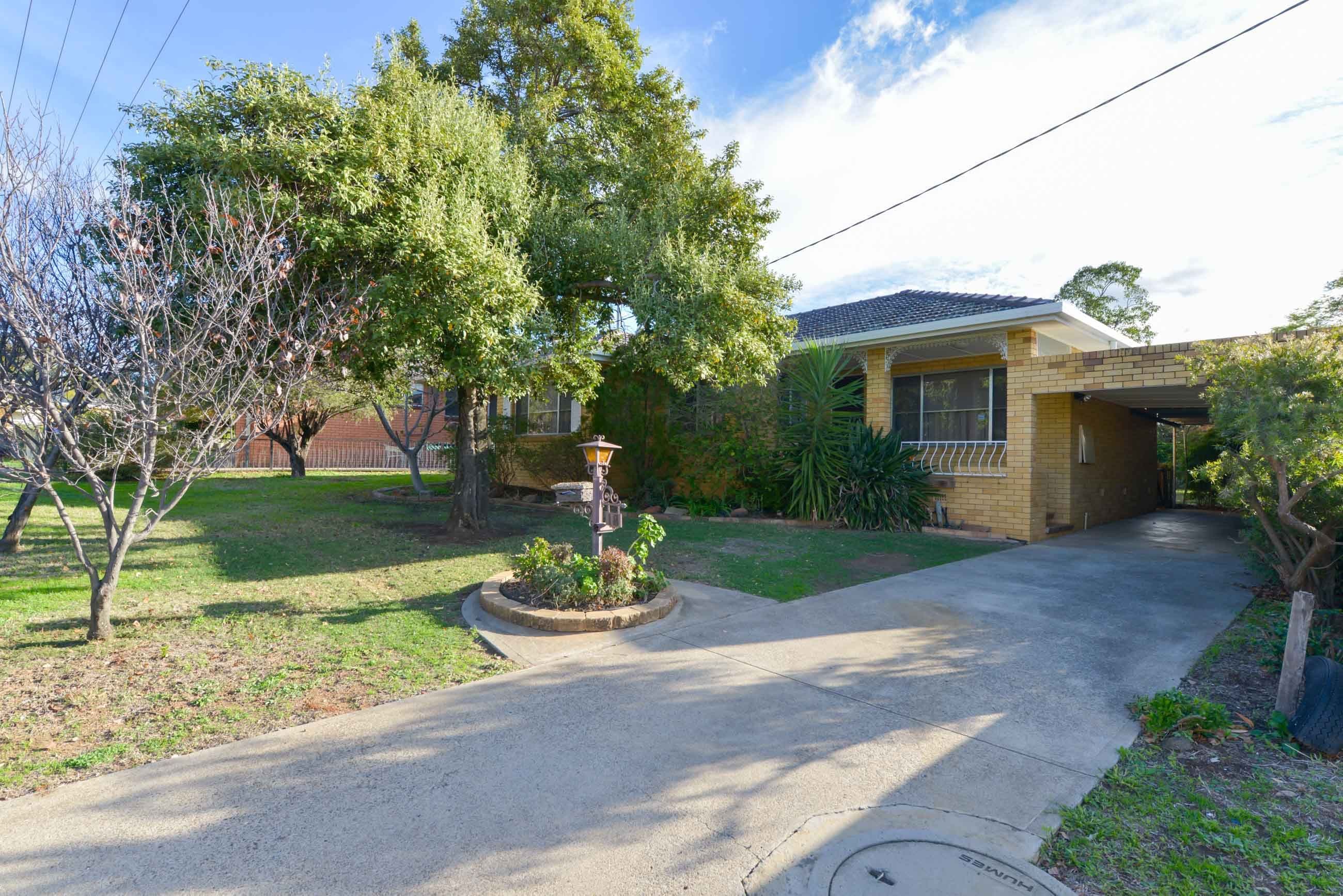 18 Murrawai Street, Tamworth NSW 2340, Tamworth - Image 1