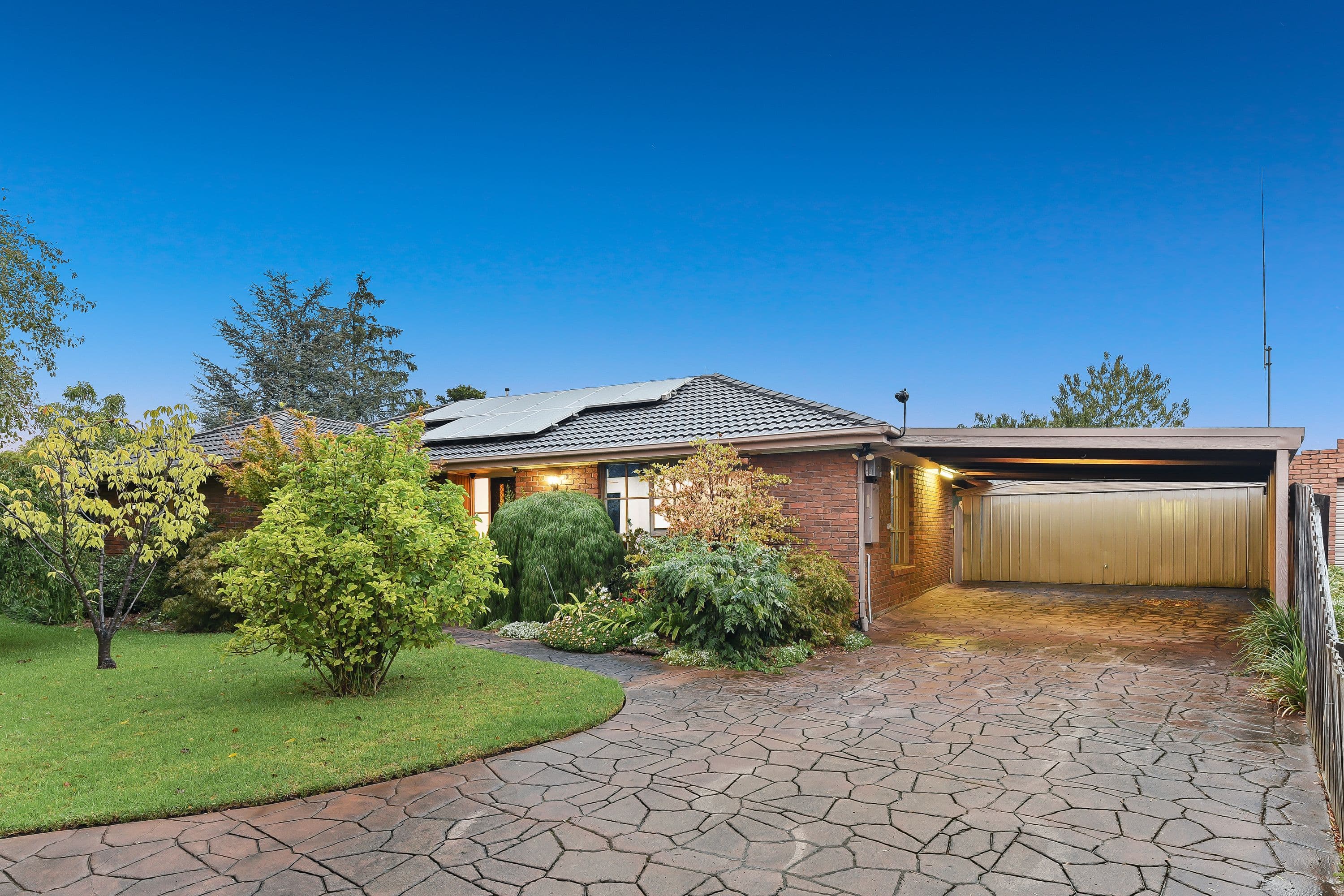 5 Fisher Close, Berwick VIC 3806, Berwick - Image 1