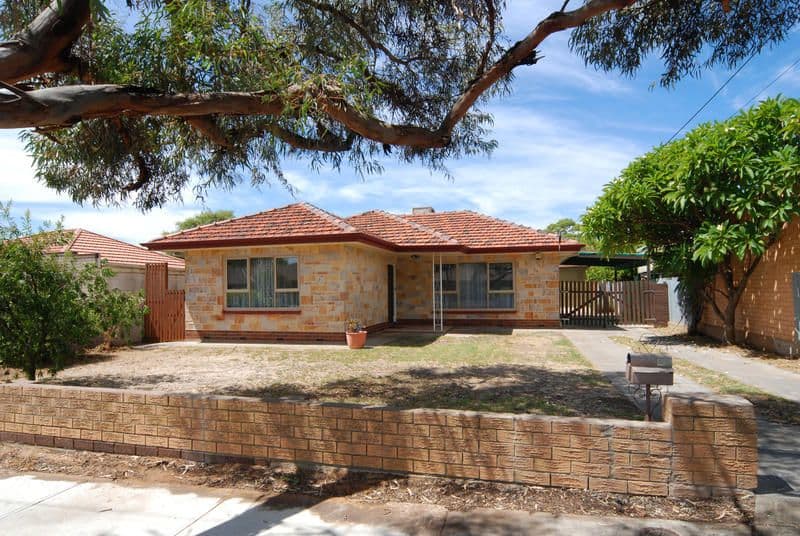 4 Dianella Place, Mount Annan, NSW, 2567, Mount Annan - Image 1