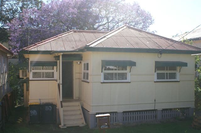 30 Miriam Street, HOLLAND PARK WEST QLD 4121, Holland Park West - Image 1