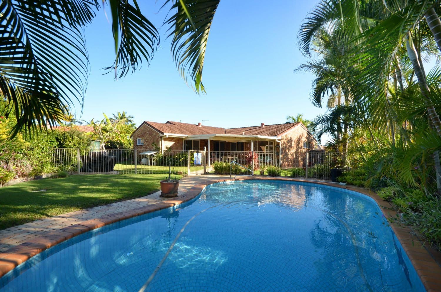 7 Lapwing Place, Burleigh Waters QLD 4220, Burleigh Waters - Image 1