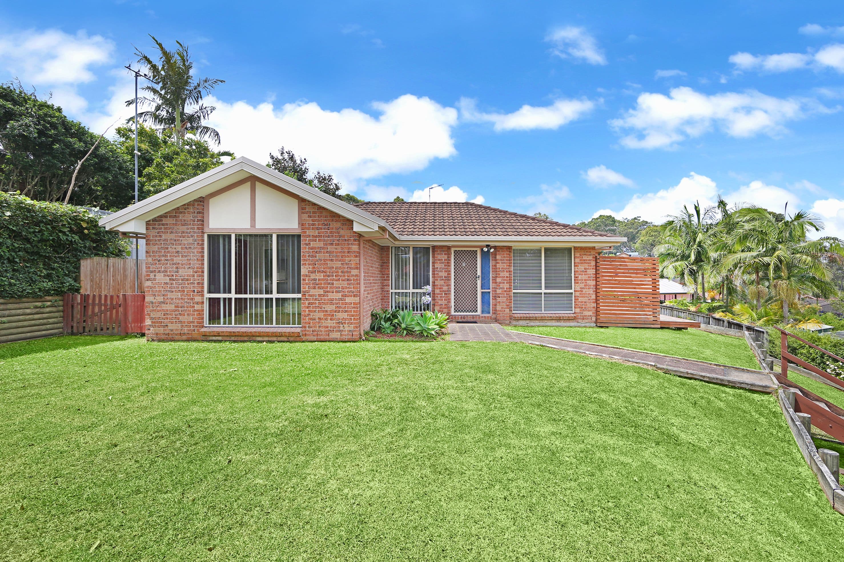 14 Paramount Place, Glenning Valley - Image 1
