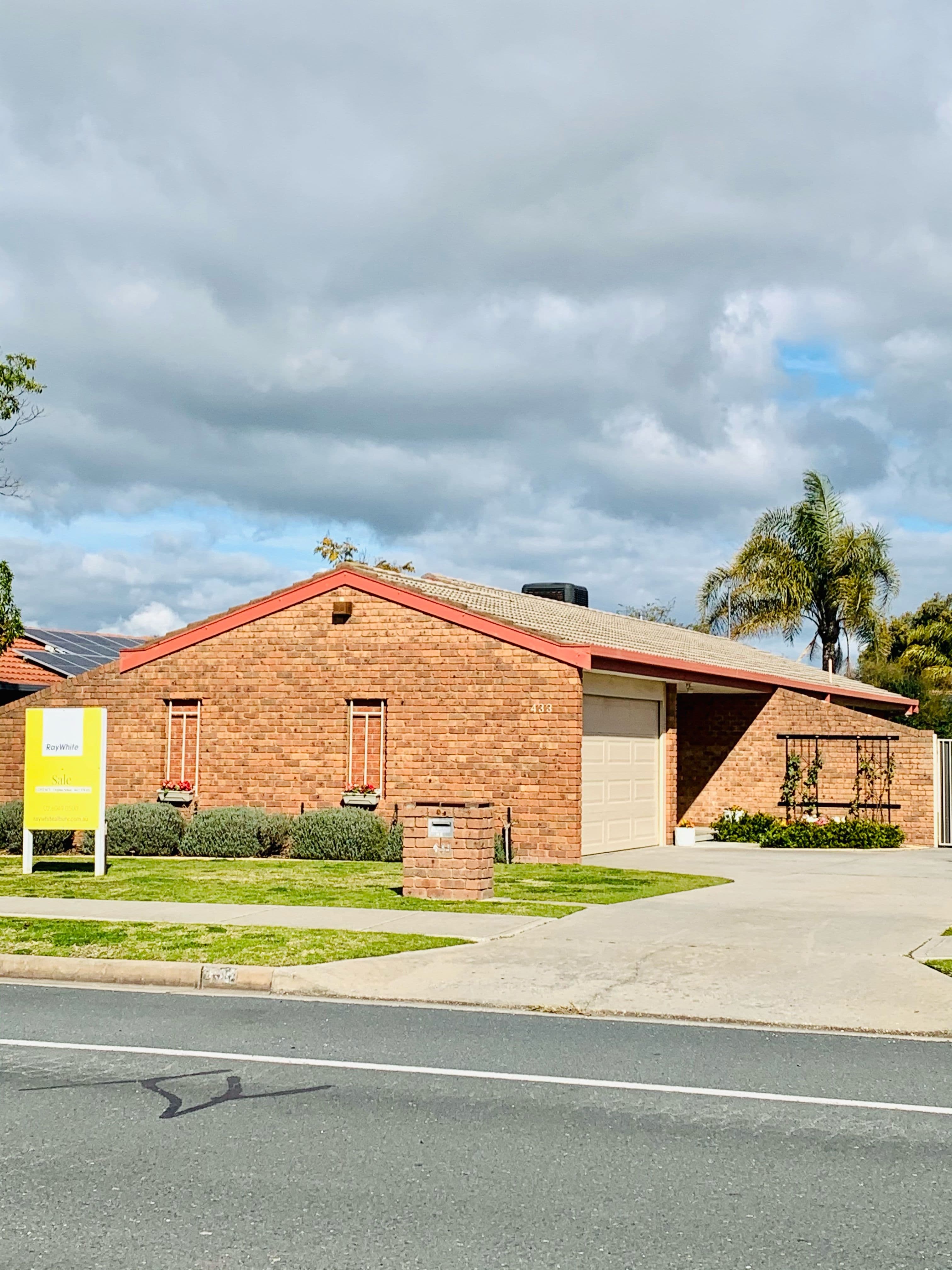 433 Schaefer Street, Lavington NSW 2641, Lavington - Image 1