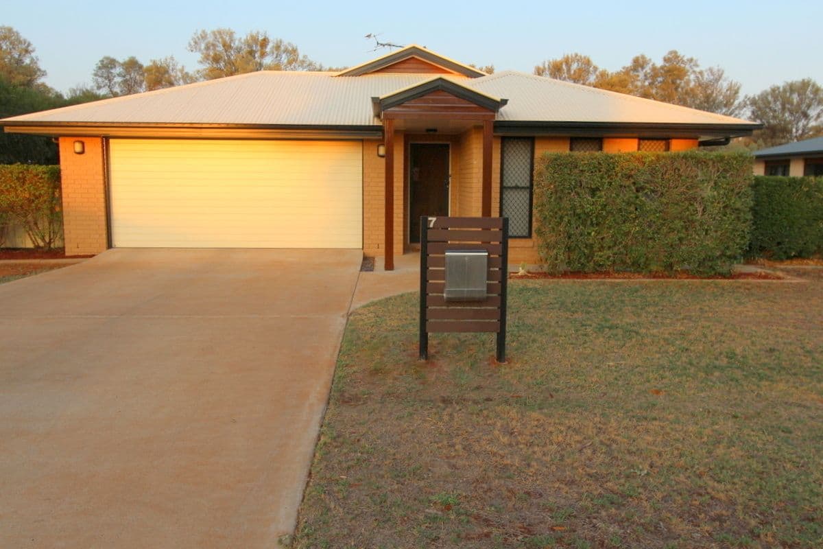 7 High Street, Charleville QLD 4470, Charleville - Image 1