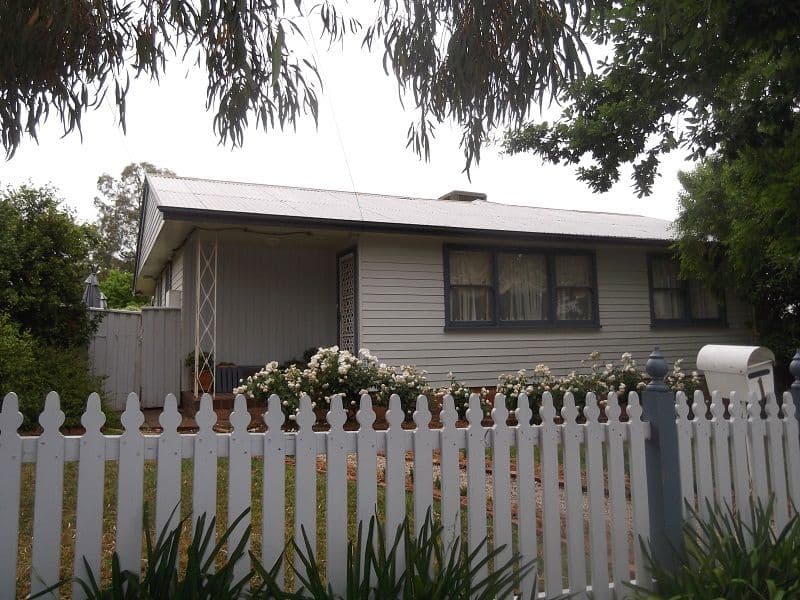 1 Pitt Street, COWRA NSW 2794, Cowra - Image 1