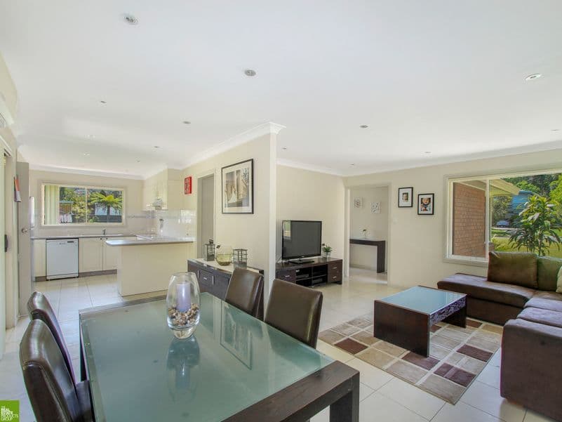 5 Rickard Road, UNANDERRA NSW 2526, Unanderra - Image 1