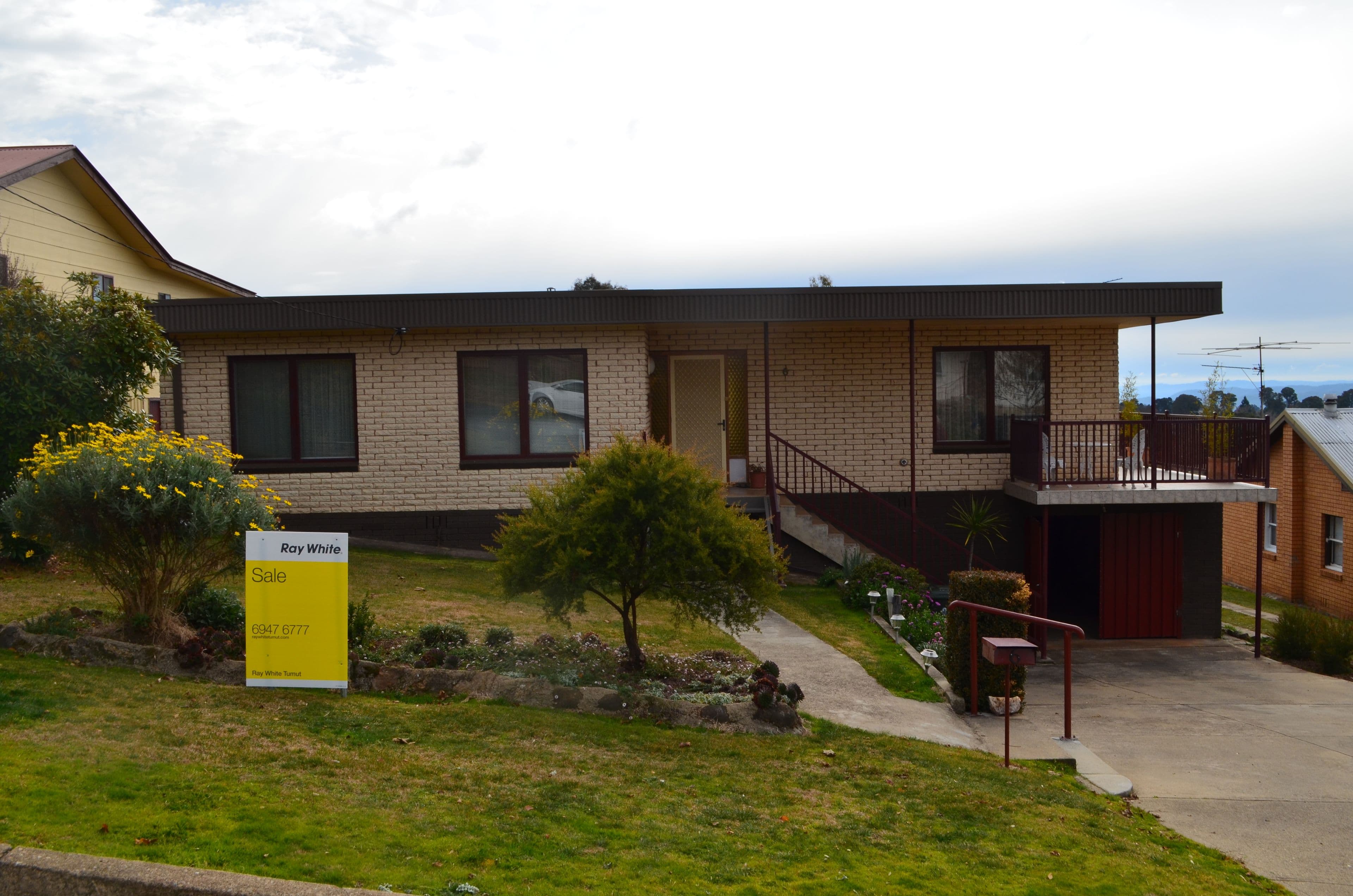 6 Mountain Avenue, Batlow - Image 1