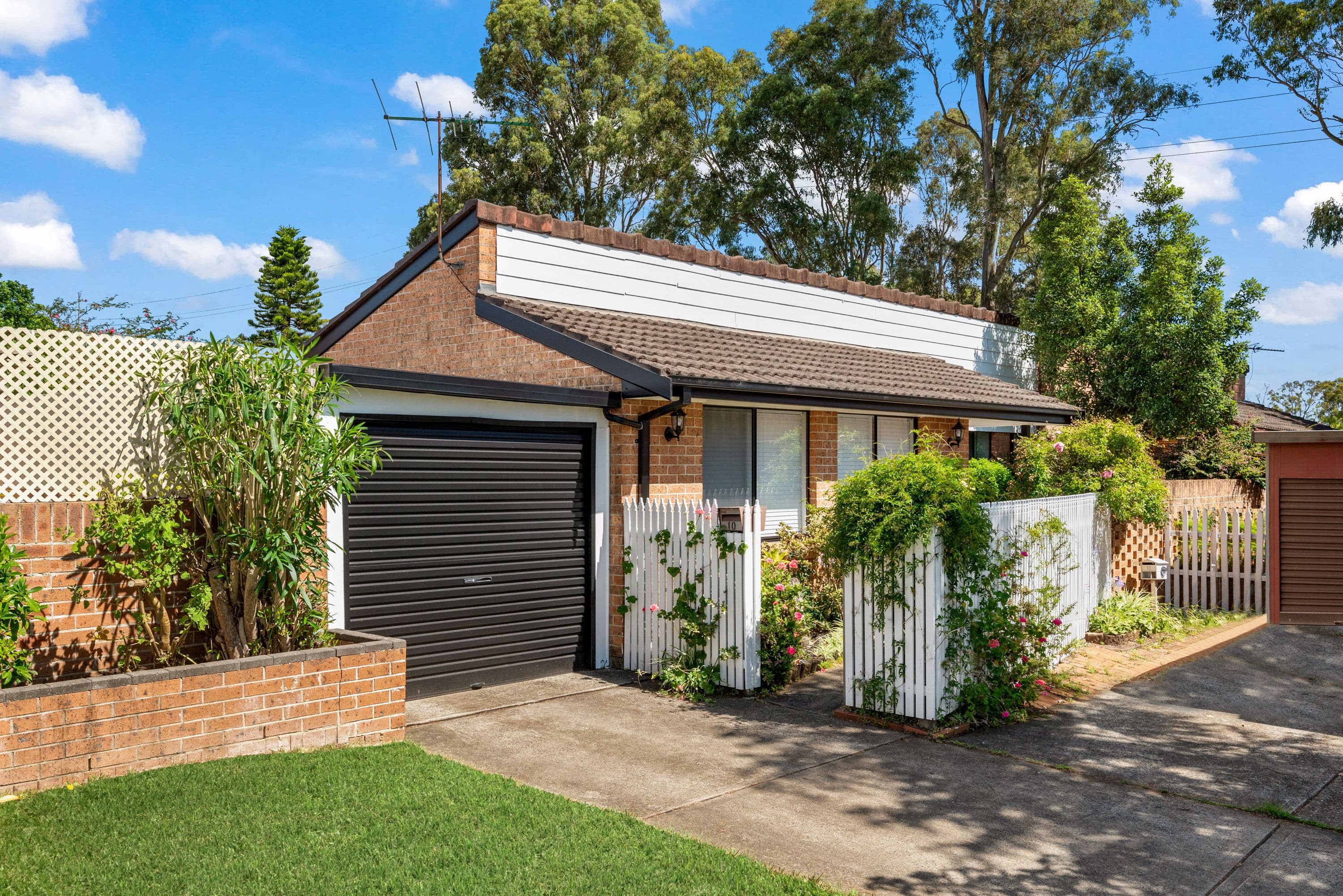 10 Cotula Place, Macquarie Fields NSW 2564, Macquarie Fields - Image 1