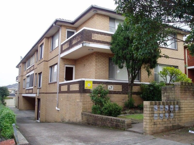37 Arthur Street, PUNCHBOWL NSW 2196, Punchbowl - Image 1