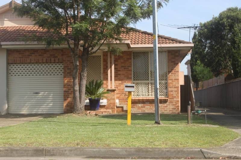 118 Oxford Street, SMITHFIELD NSW 2164, Smithfield - Image 1