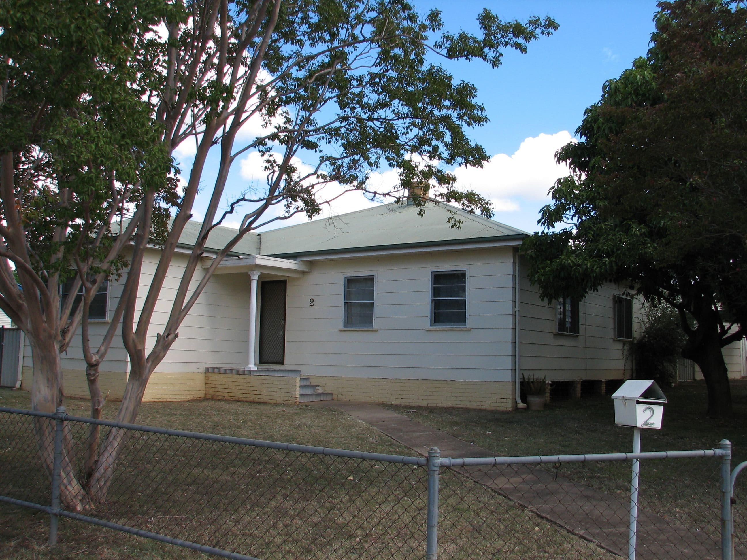 2 David Street, TAMWORTH NSW 2340, South Tamworth - Image 1