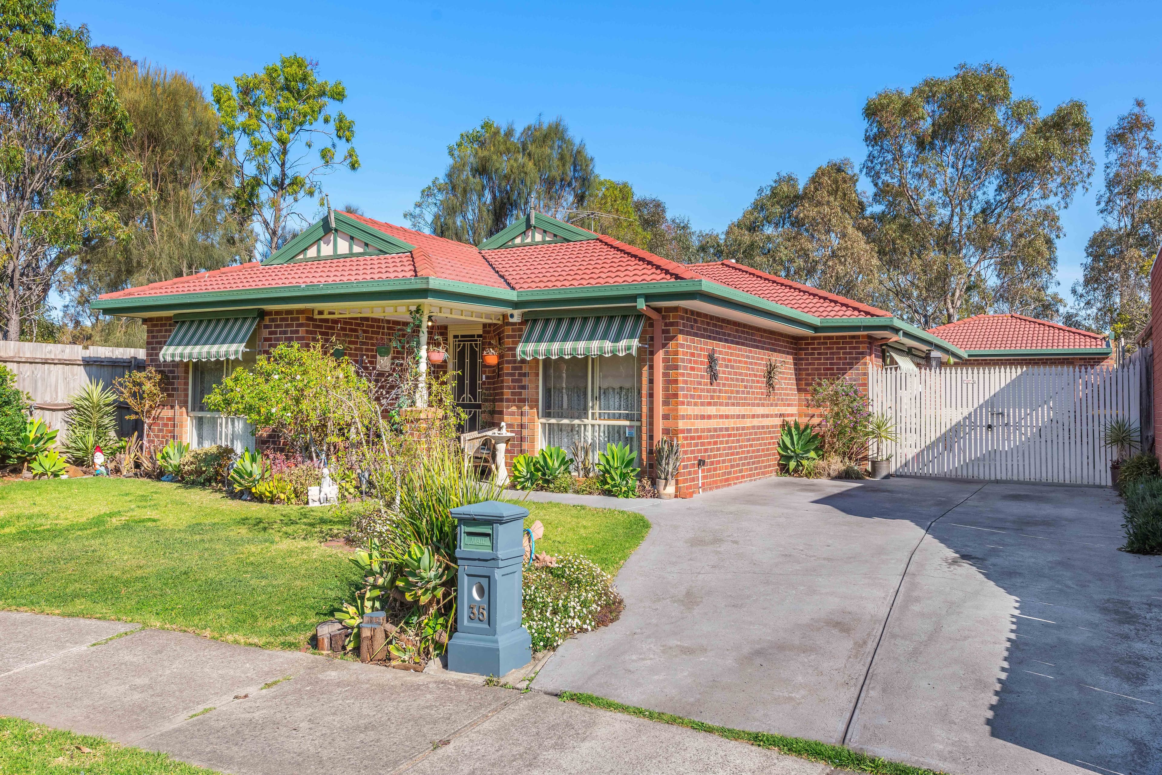 35 Murchison Way, Thomastown VIC 3074, Thomastown - Image 1