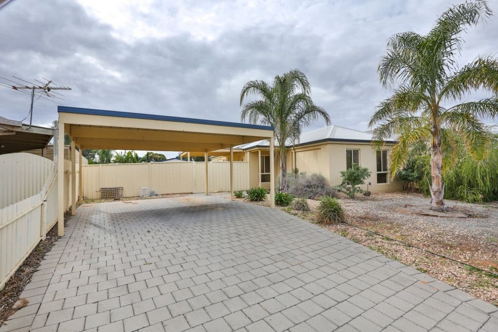 4 Lisa Court, MILDURA VIC 3500, Mildura - Image 1