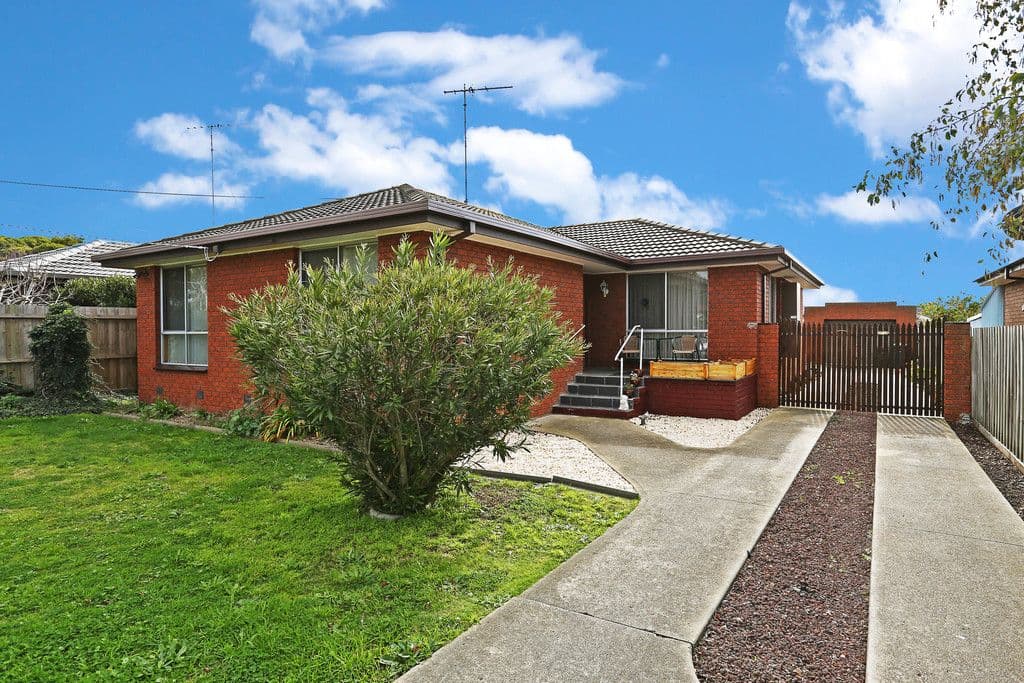10 Marilyn Close, Corio VIC 3214, Corio - Image 1