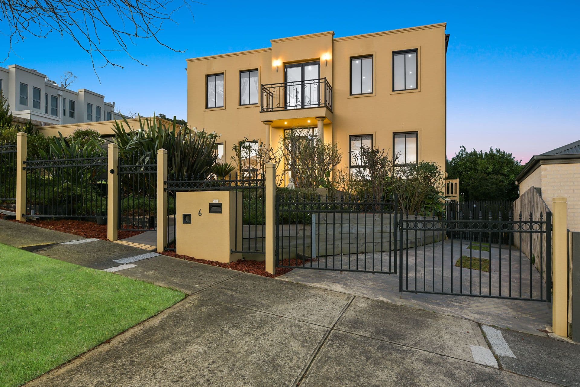 6 Temora Rise, Berwick VIC 3806, Berwick - Image 1
