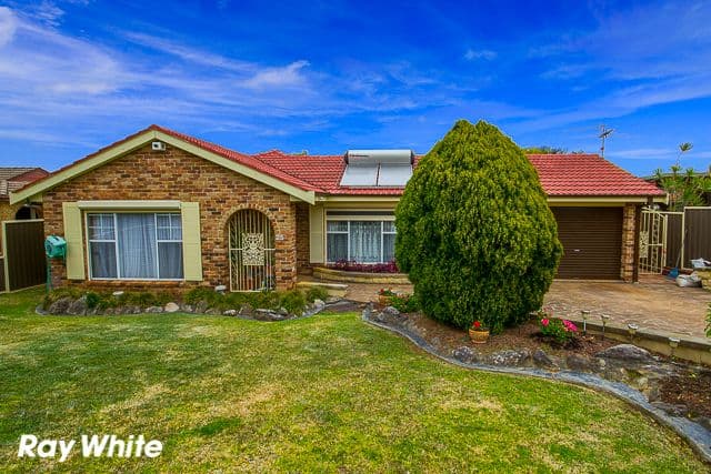 25 Cree Crescent, GREENFIELD PARK NSW 2176, Greenfield Park - Image 1