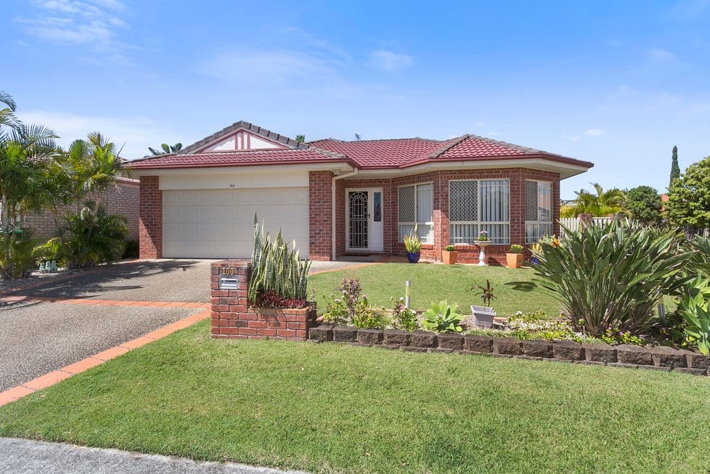 100 Winders Place, Banora Point - Image 1