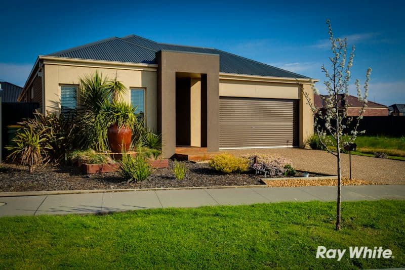 34 Everly Circuit, PAKENHAM VIC 3810, Pakenham - Image 1