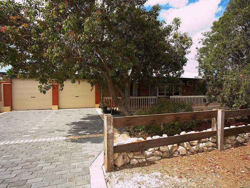 79 North Terrace, PORT ELLIOT SA 5212, Port Elliot - Image 1