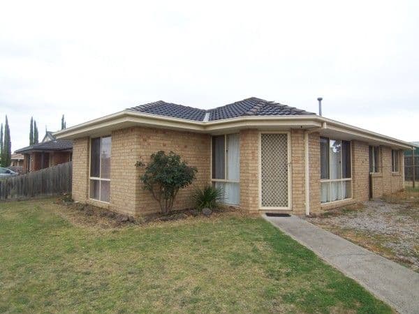 25 Fernwren Place, CARRUM DOWNS VIC 3201, Carrum Downs - Image 1