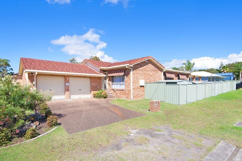 41 Bass Avenue, KILLARNEY VALE NSW 2261, Killarney Vale - Image 1
