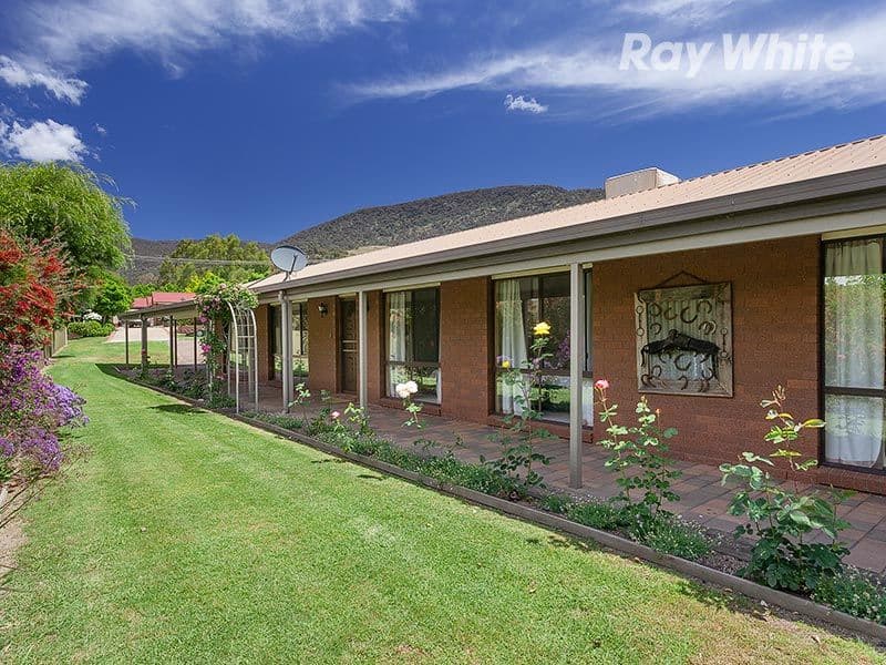 11 Murra Court, KIEWA VIC 3691, Kiewa - Image 1