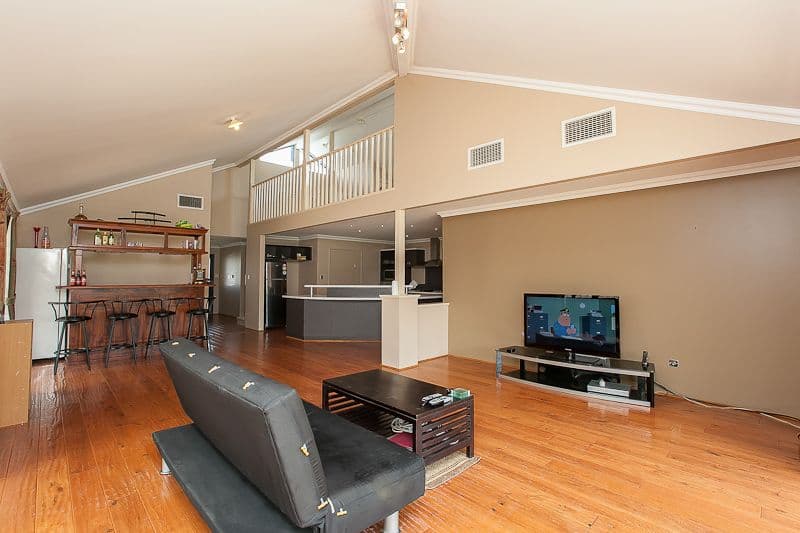 36 Kambea Crescent, Viewbank, Viewbank - Image 1