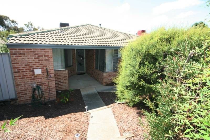 2 Furlong Road, QUEANBEYAN NSW 2620, Queanbeyan West - Image 1