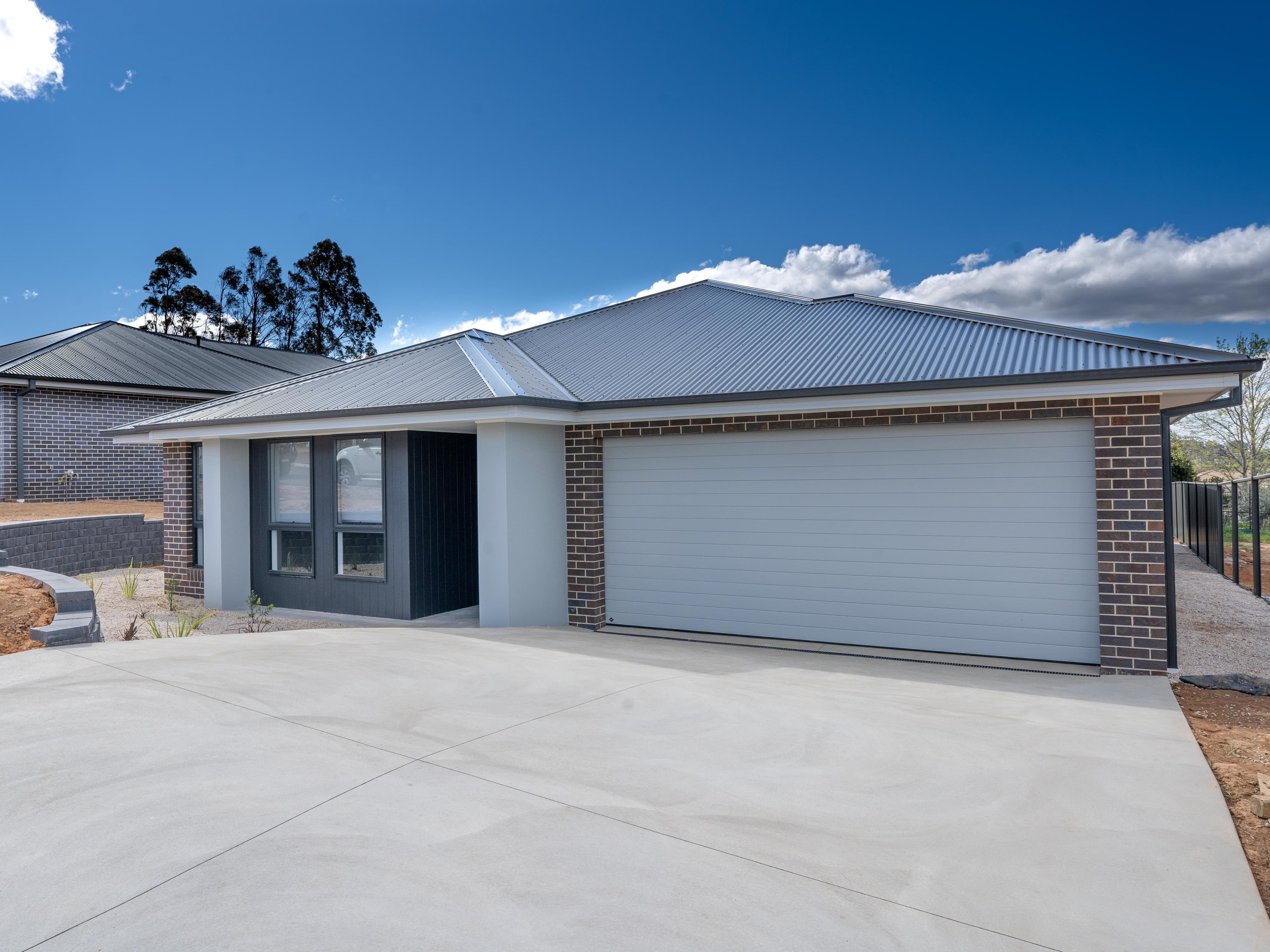 12 Emmaville Street, Orange - Image 1