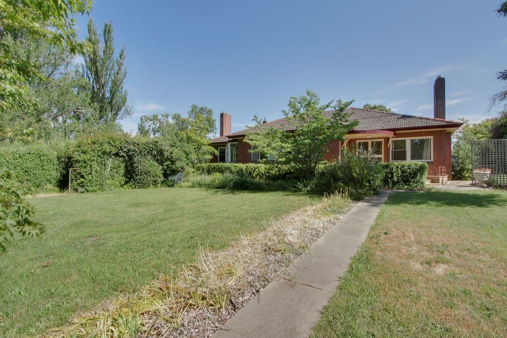 16 Carrington Street, Crookwell - Image 1
