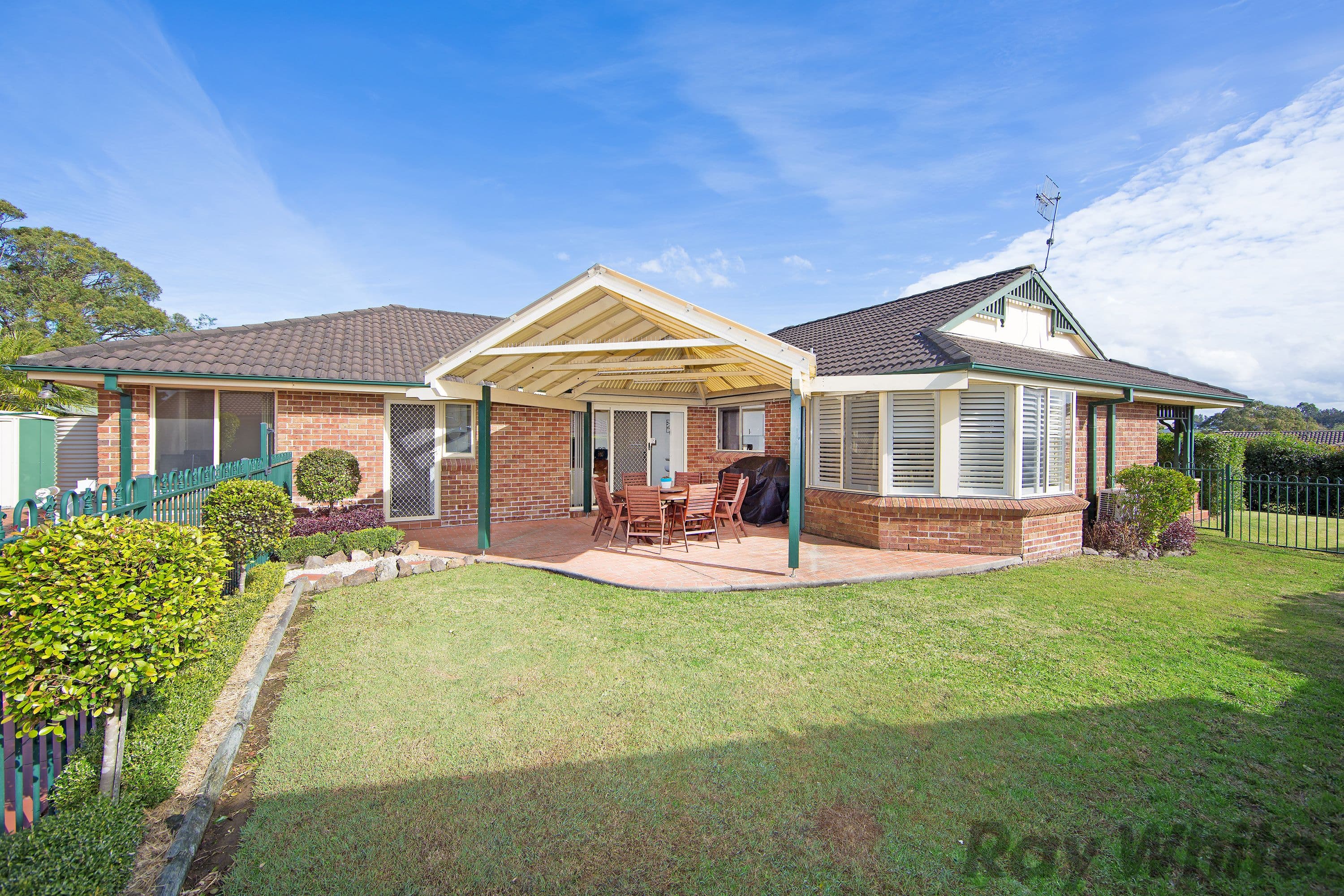 2 Bristol Close, Kanwal - Image 1