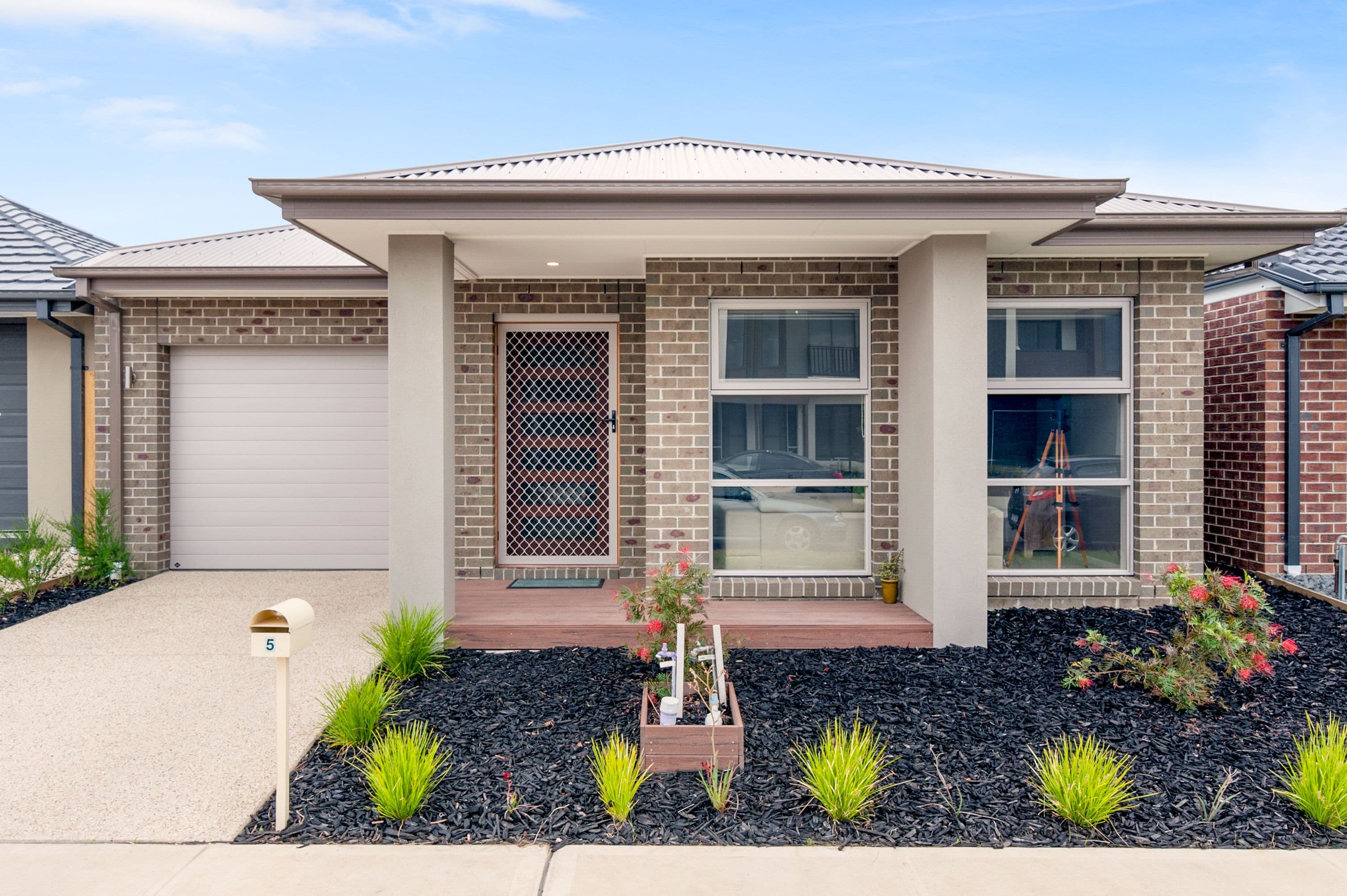 5 Sturt Court, Officer VIC 3809, Officer - Image 1