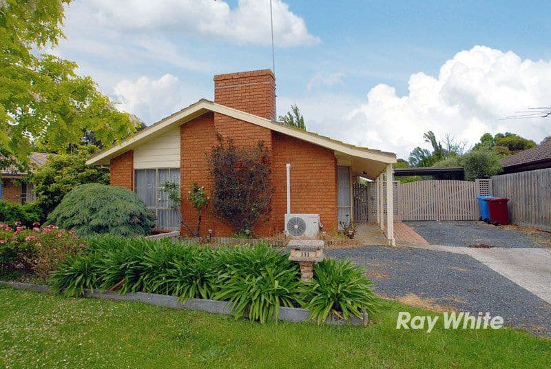 111 Gipps Crescent, CRANBOURNE VIC 3977, Cranbourne North - Image 1